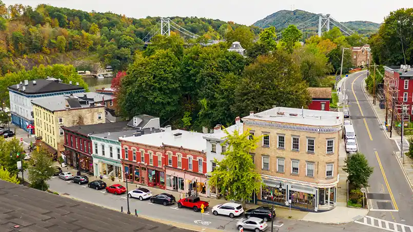 Looking over Kingston’s Main Street—find fast, friendly tech services in Kingston